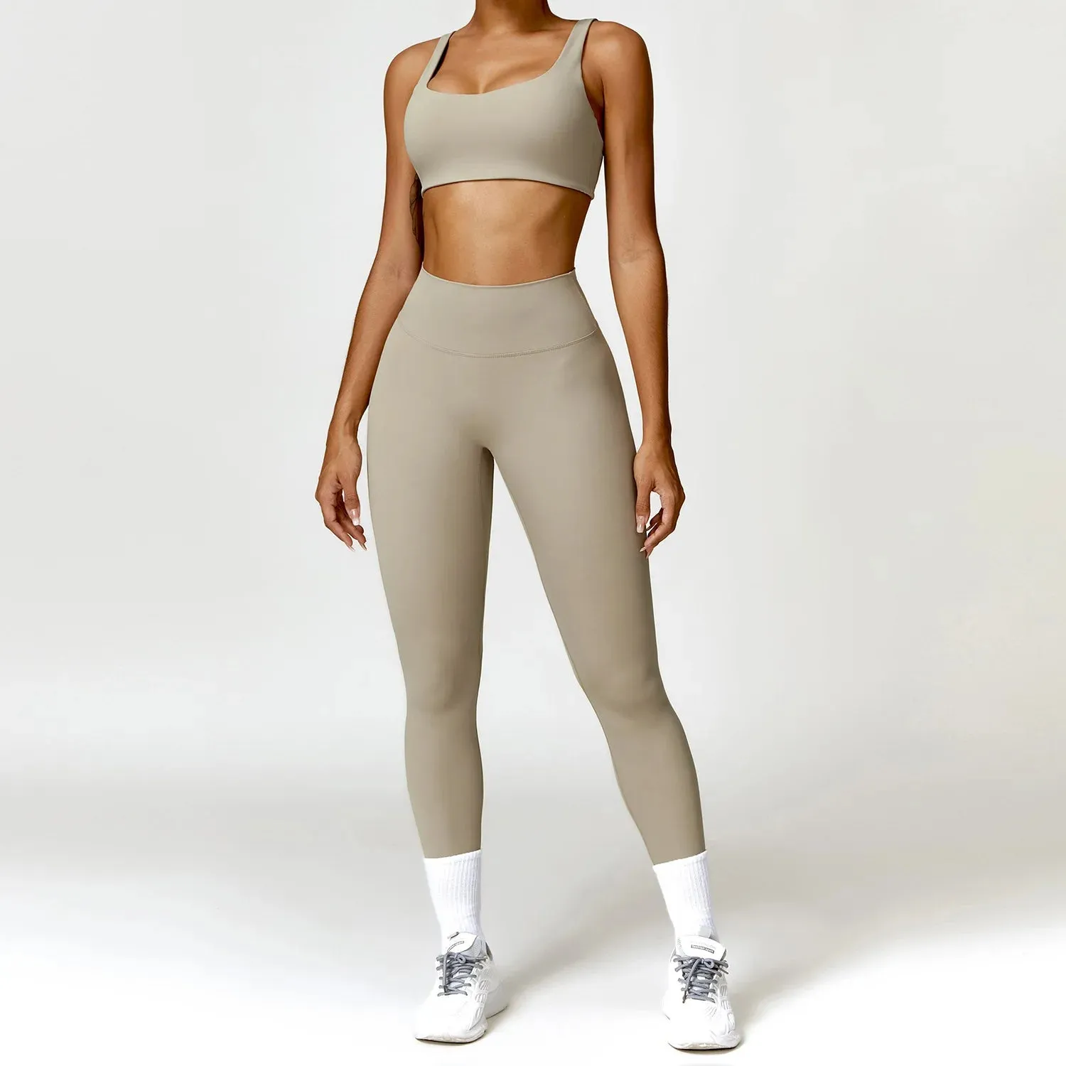 Alessia - Tracksuit Yoga Set