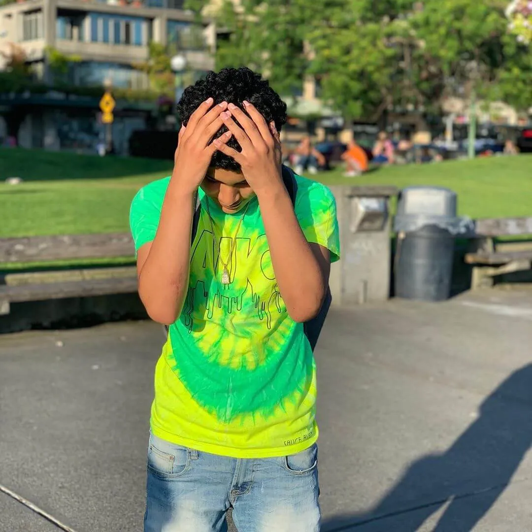 Black Sauce Outline | Lemon Lime Tee