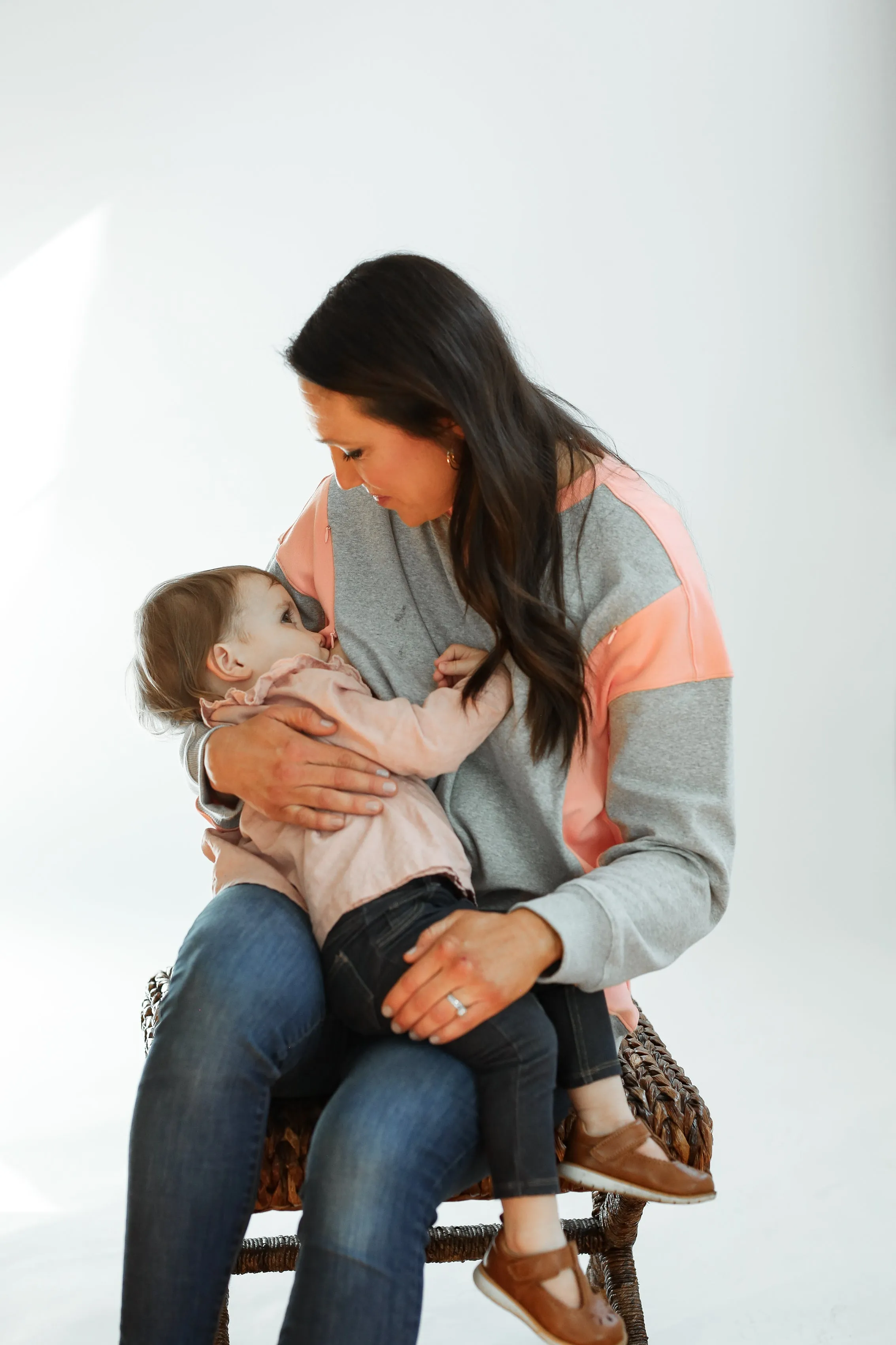 Colorblock Nursing Lightweight Sweatshirt