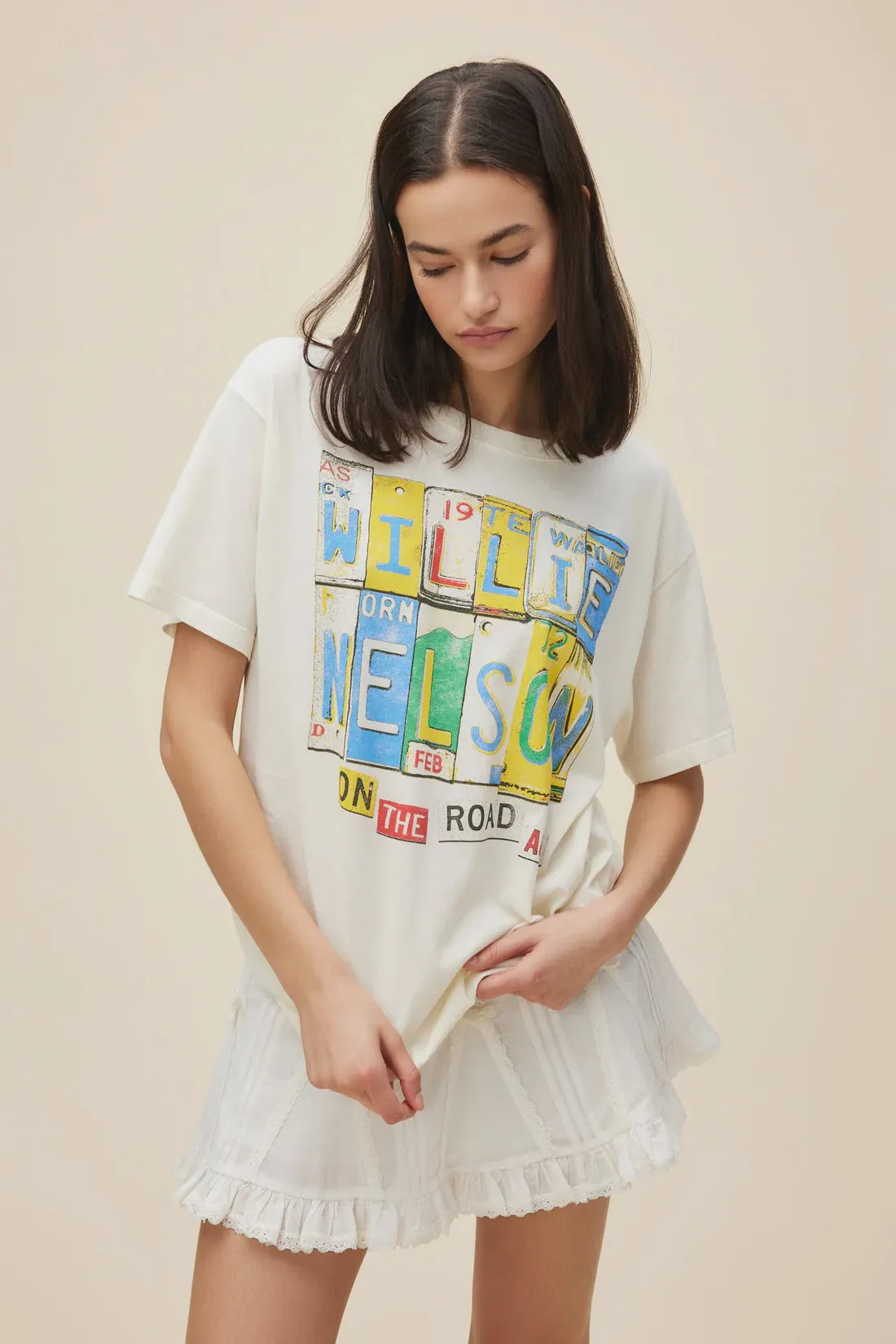 Daydreamer Willie Nelson on the Road Again Boyfriend Tee