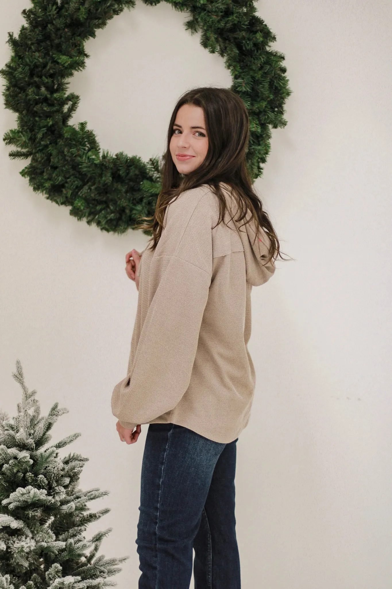 DB Mocha Me Pullover