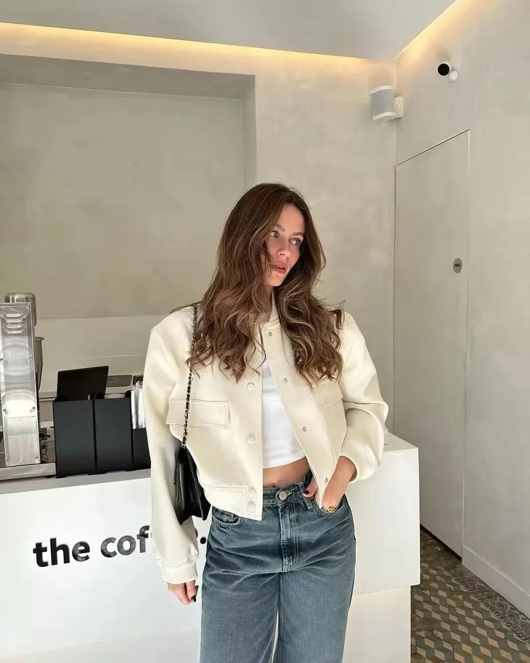 Elena – Modern Elegance Cropped Jacket for Women