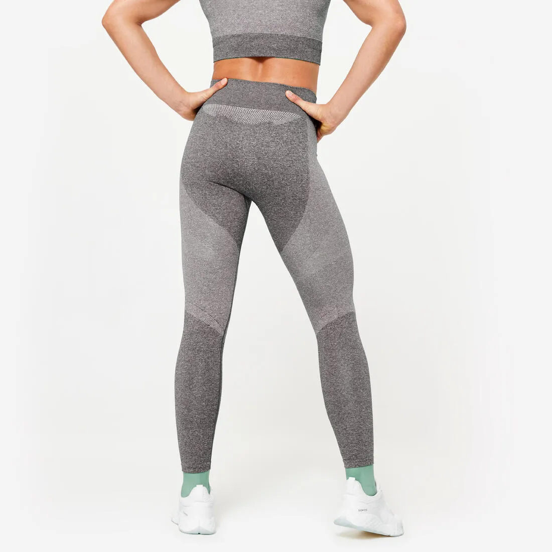 High-Waisted Seamless Fitness Leggings with Phone Pocket