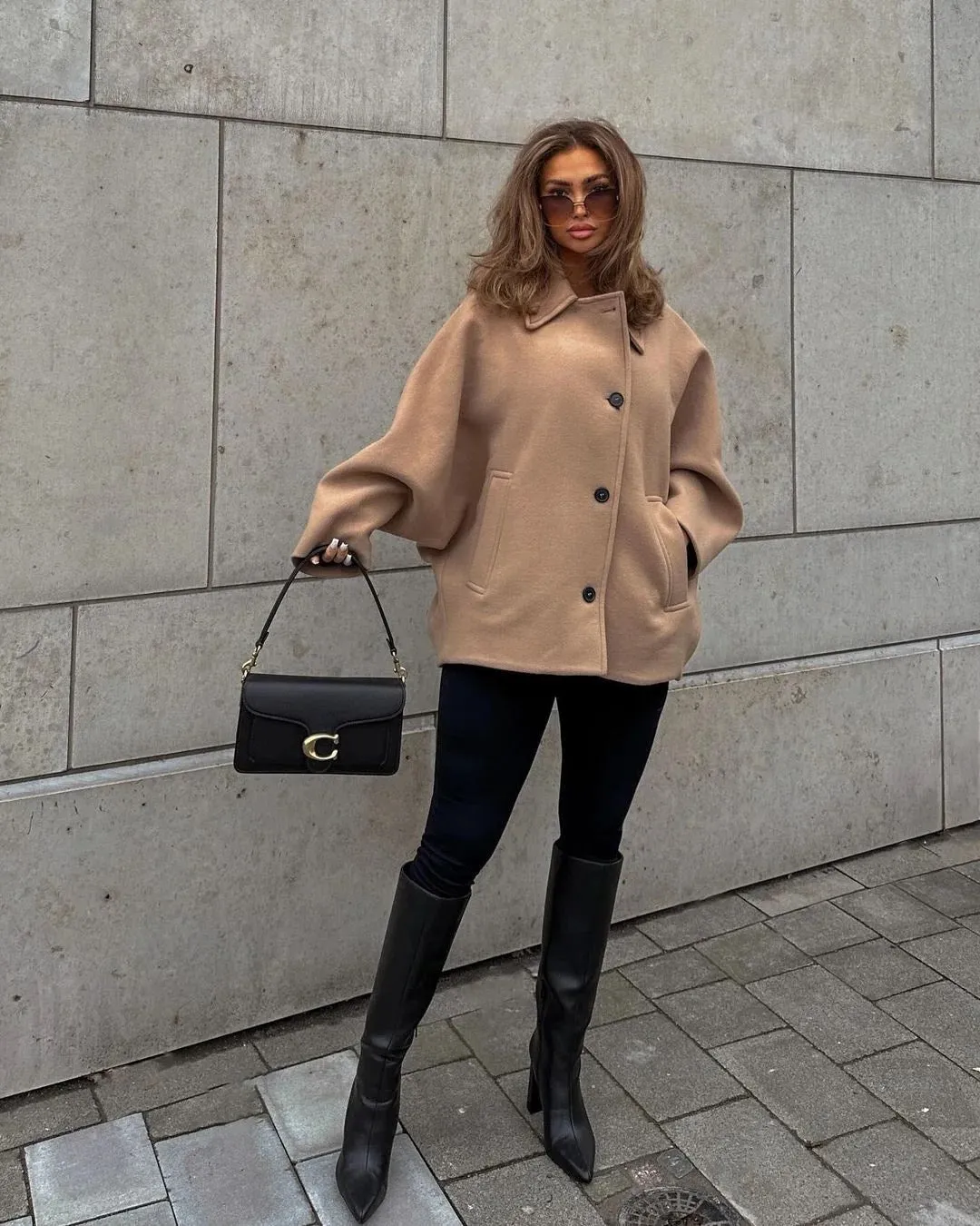 Lou - Timeless Elegance Women’s Cape Coat