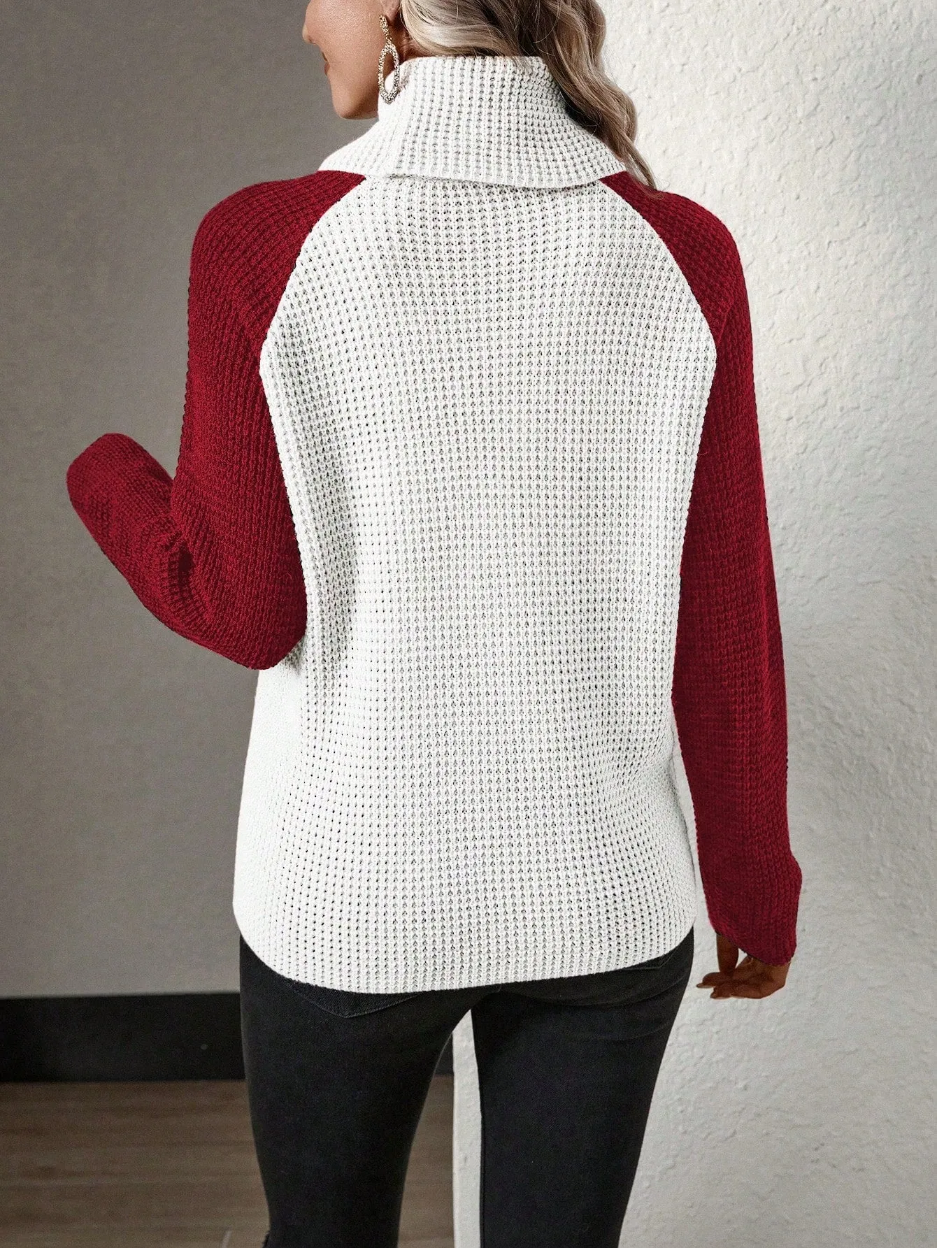 LUNE Contrasting Color Draped Neck Wrap Sweater