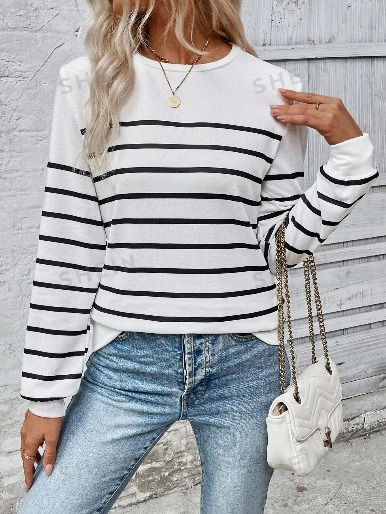 LUNE Striped Print Long Sleeve Sweatshirt