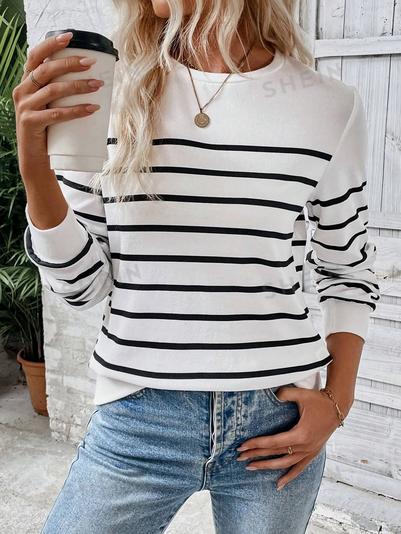 LUNE Striped Print Long Sleeve Sweatshirt