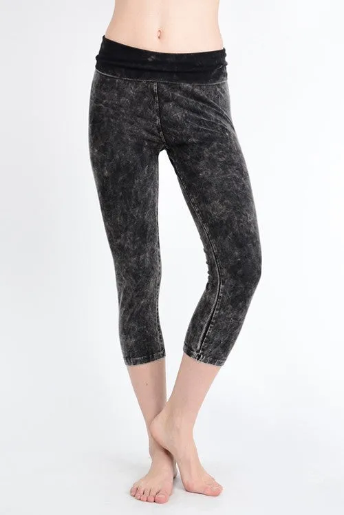 MINERAL CROPPED LEGGING