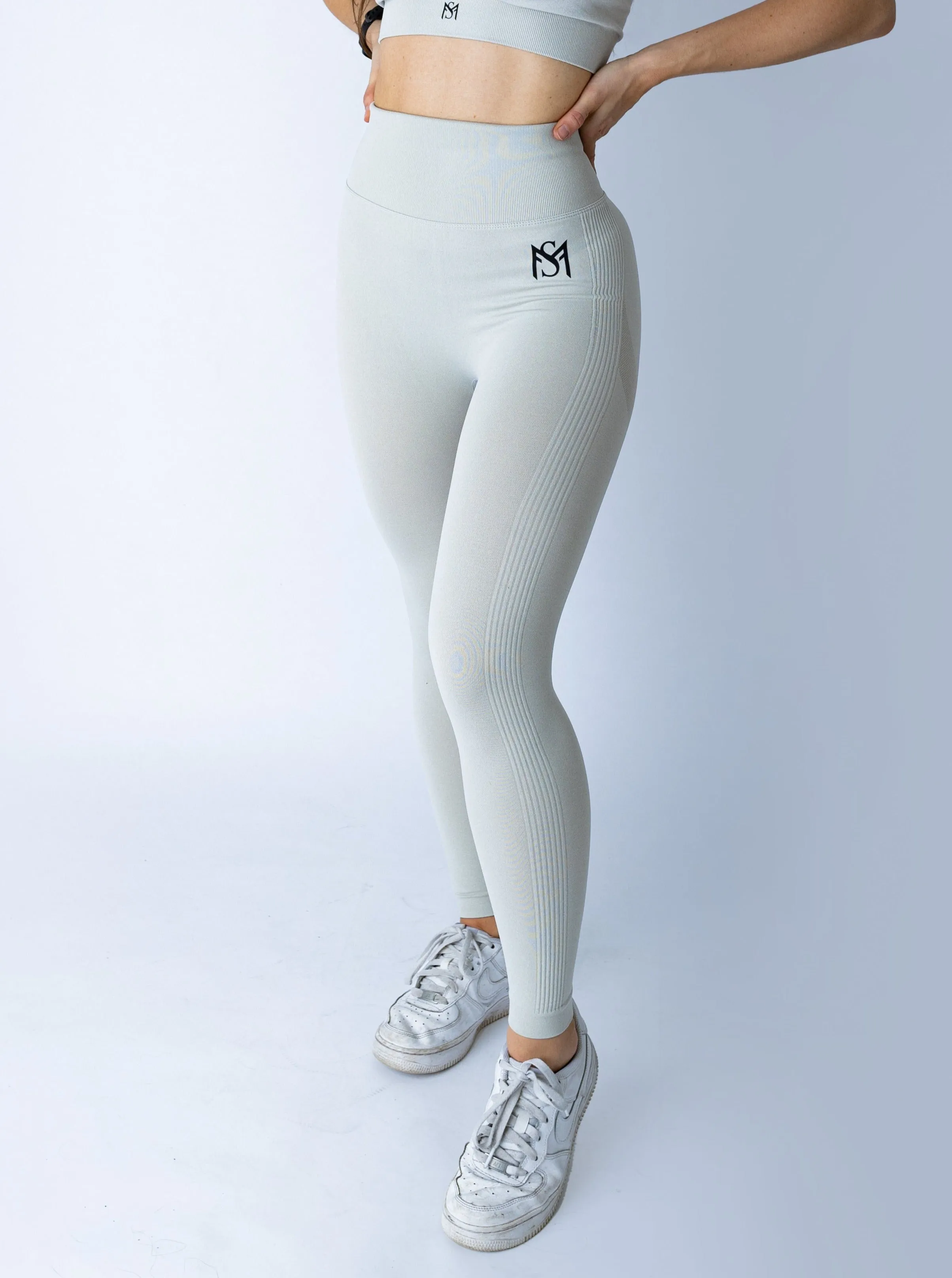 Push Up Collection White Legging