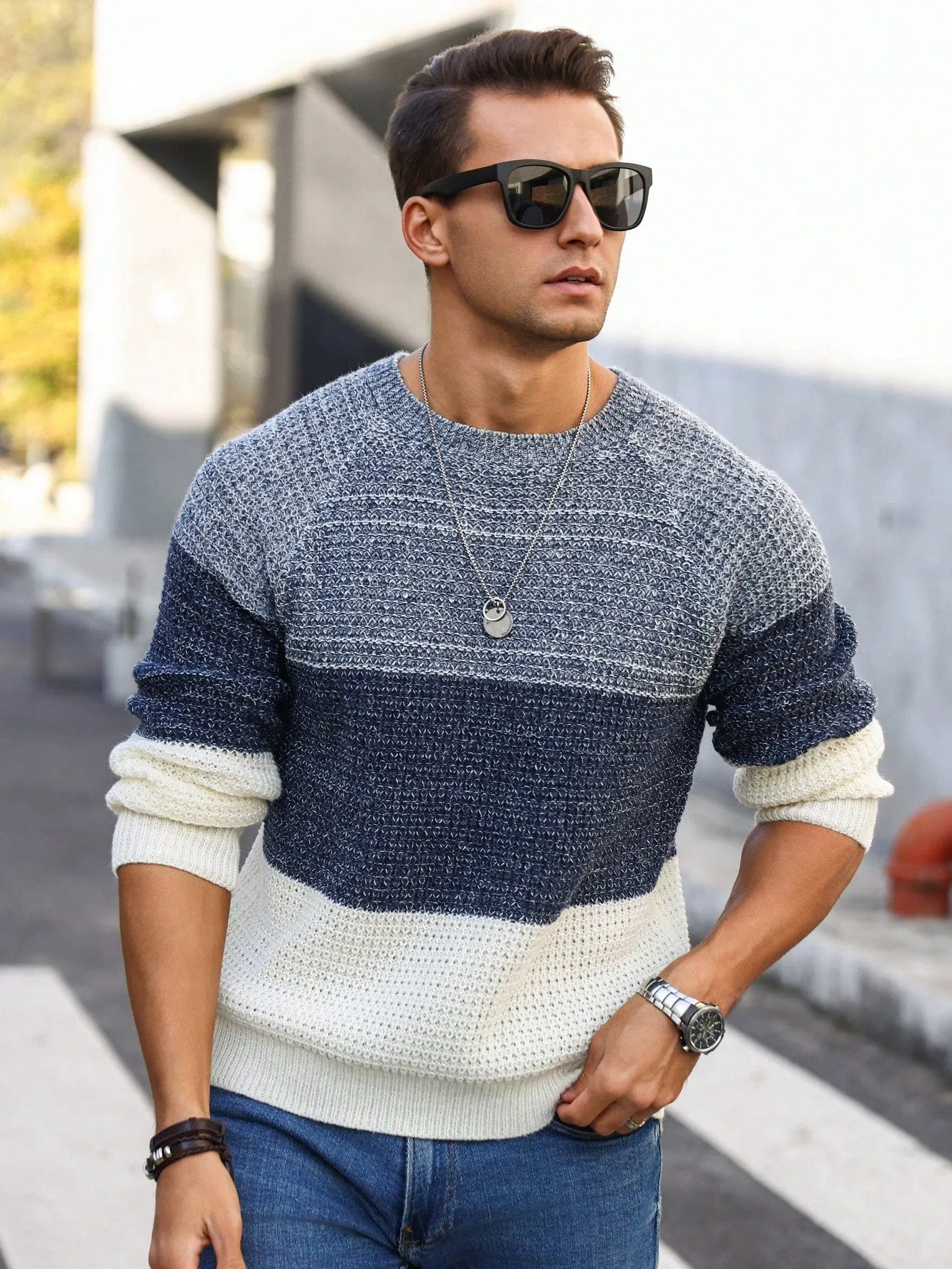 QA Homme Men's Color-Block Sweater
