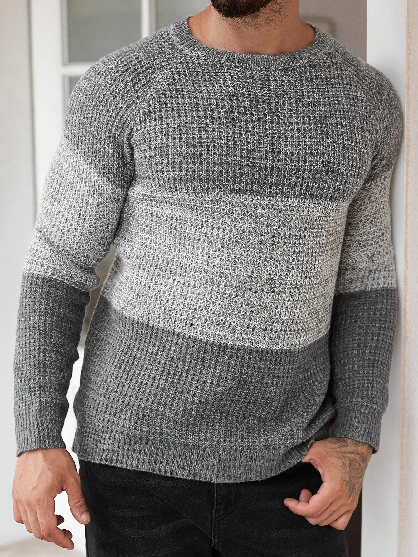 QA Homme Men's Color-Block Sweater