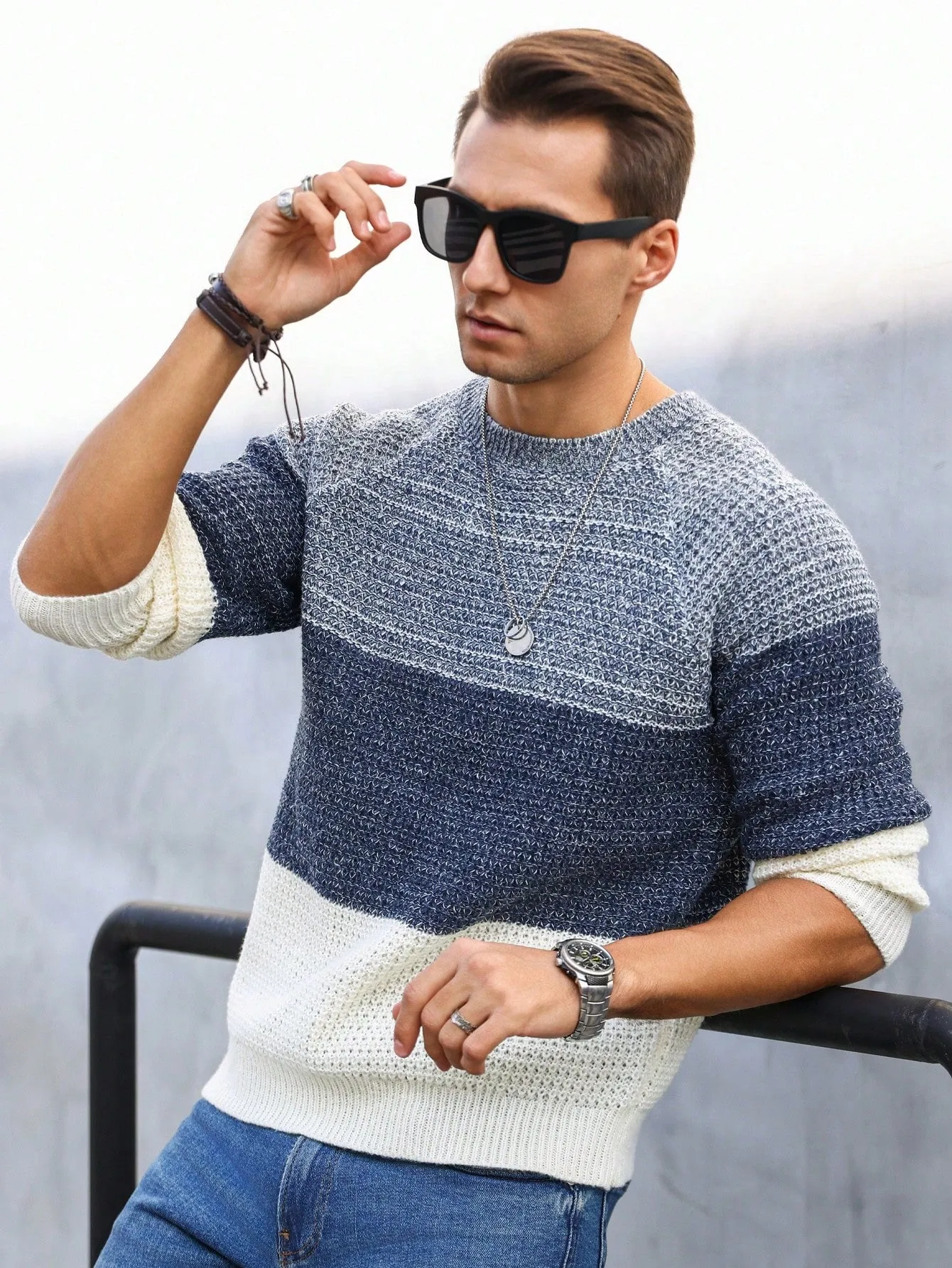 QA Homme Men's Color-Block Sweater