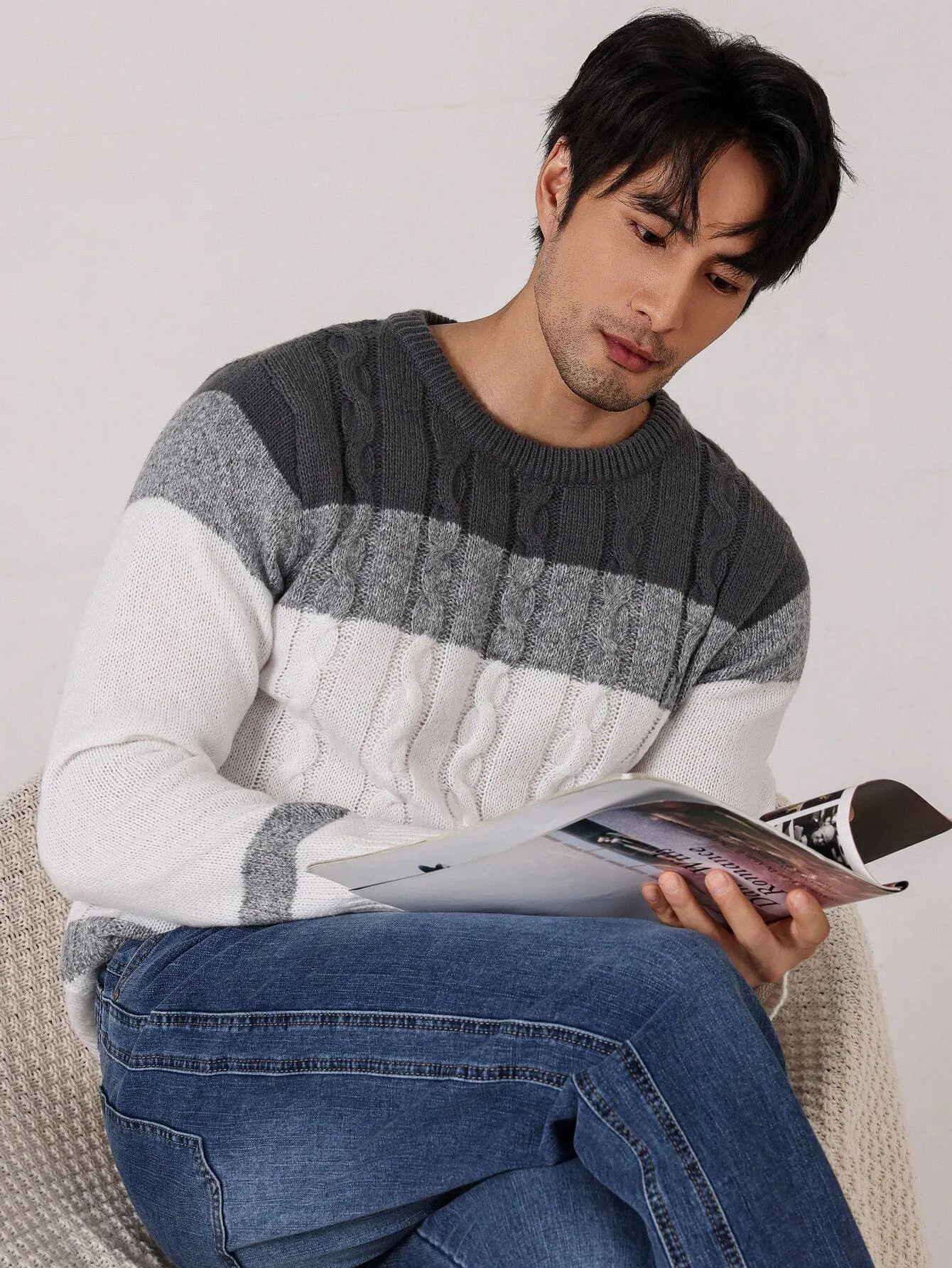 QA Homme Men's Colorblock Crew Neck Long Sleeve Loose Casual Knit Sweater, Autumn Winter