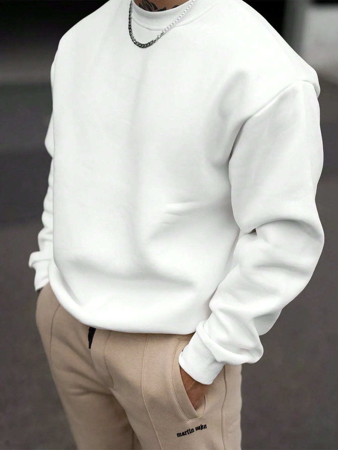QA Men's Solid Color Sweatshirt