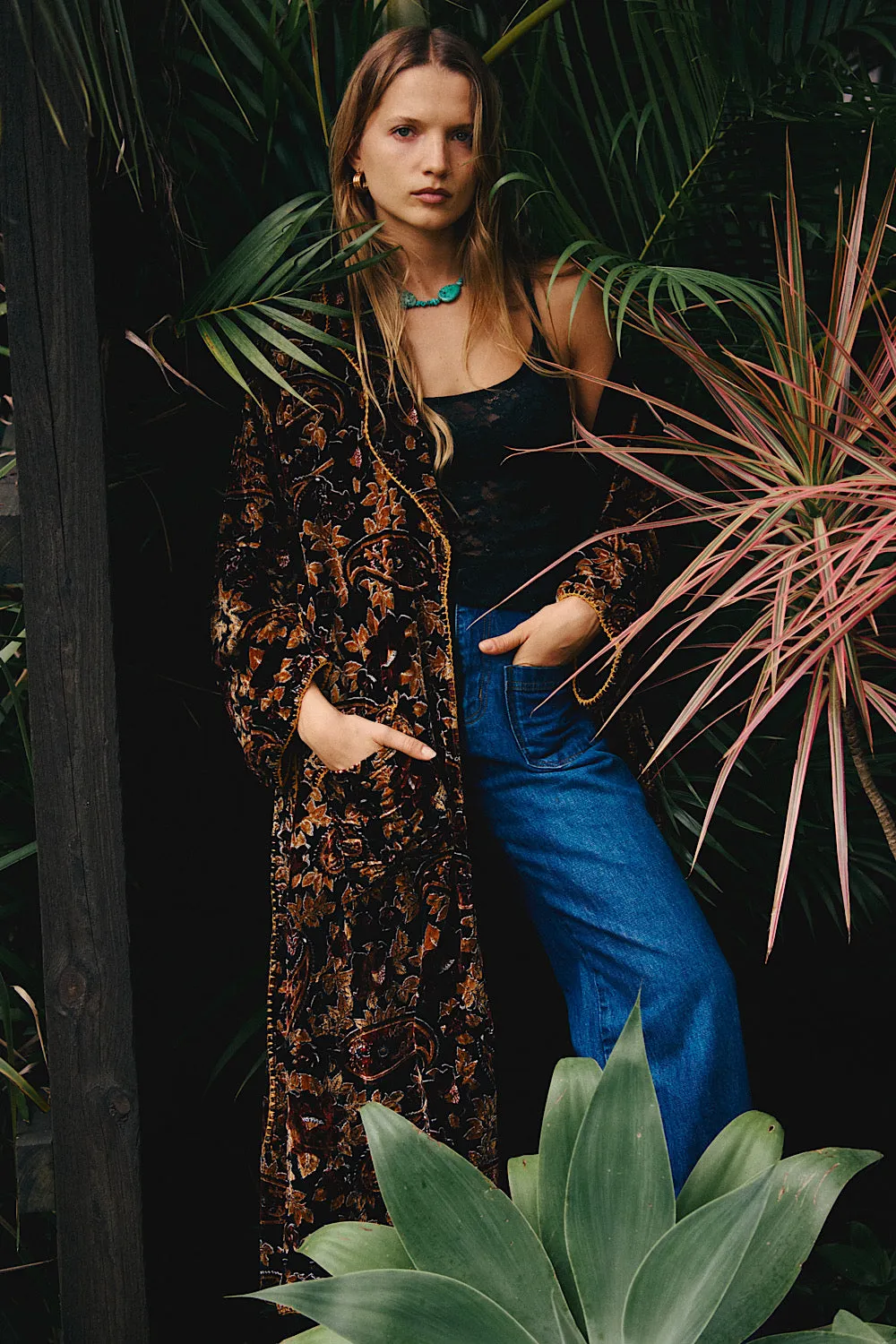 Roadhouse Blues Velvet Housecoat  -  Midnight Paisley
