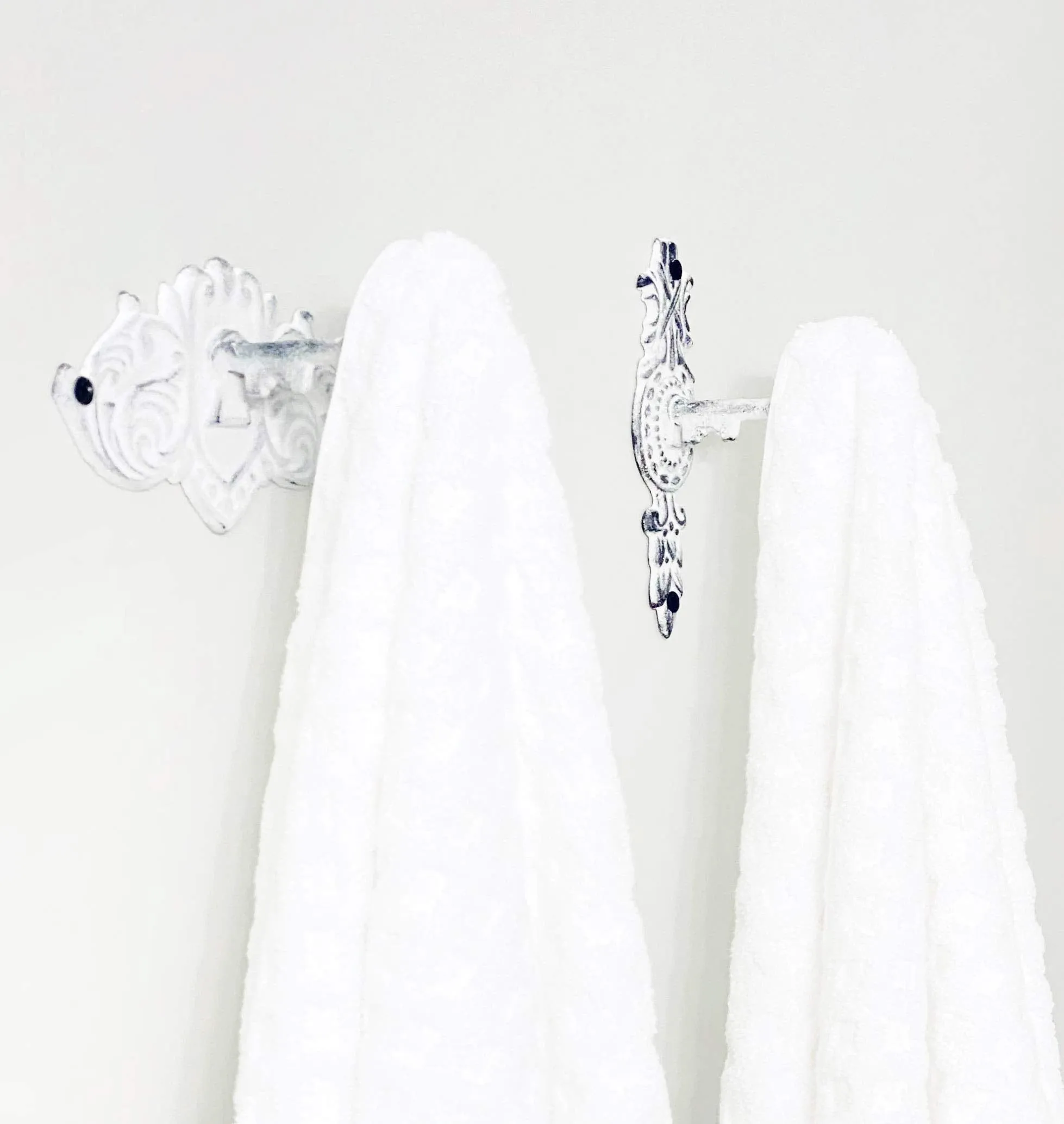 Shabby Chic Hooks, Key-Shaped (Set of 4)