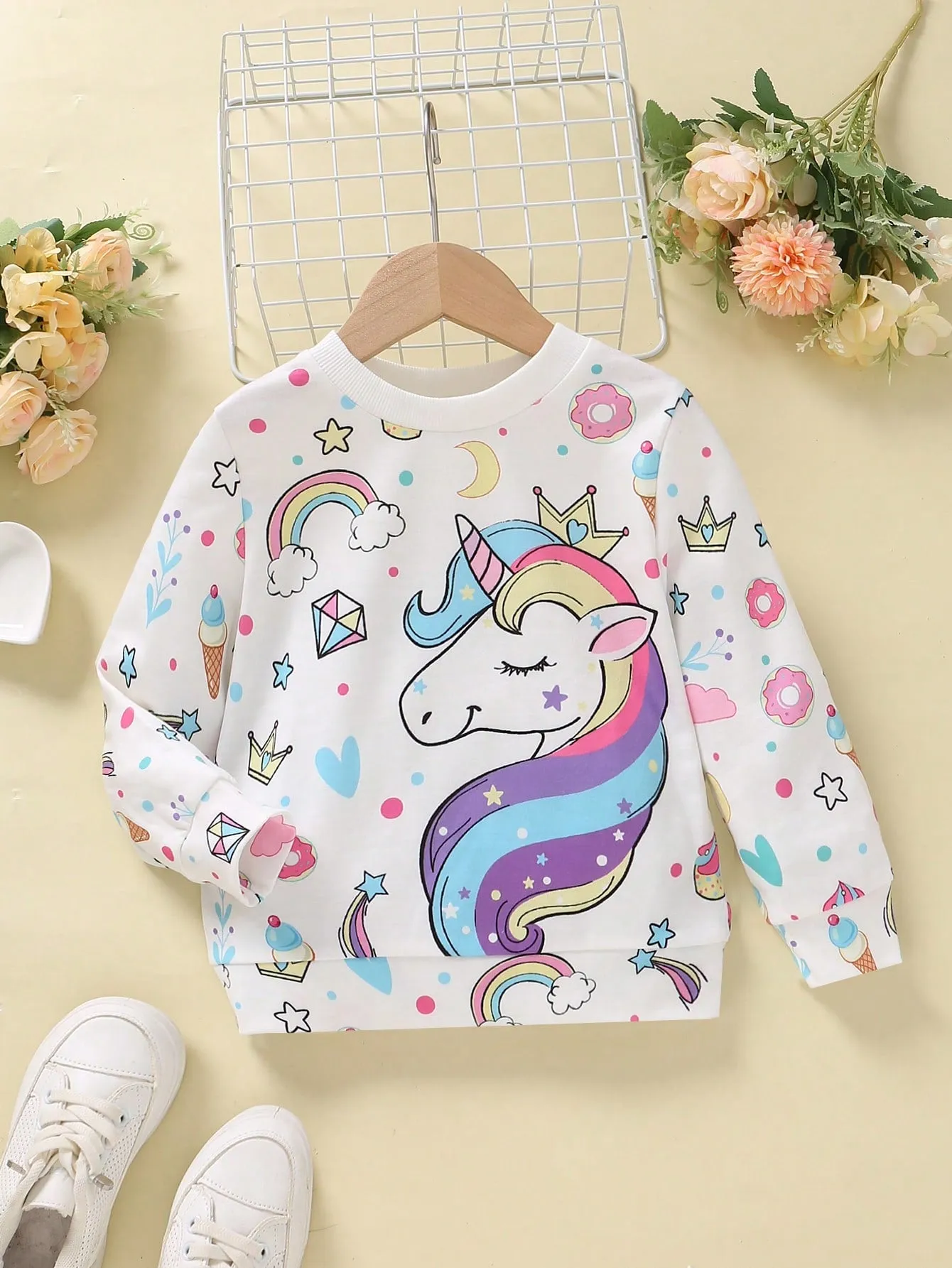SHEIN Young Girl Casual Sports Round Neck Fitted Long Sleeve Unicorn Print Sweatshirt For Daily Wear, Spring & Autumn