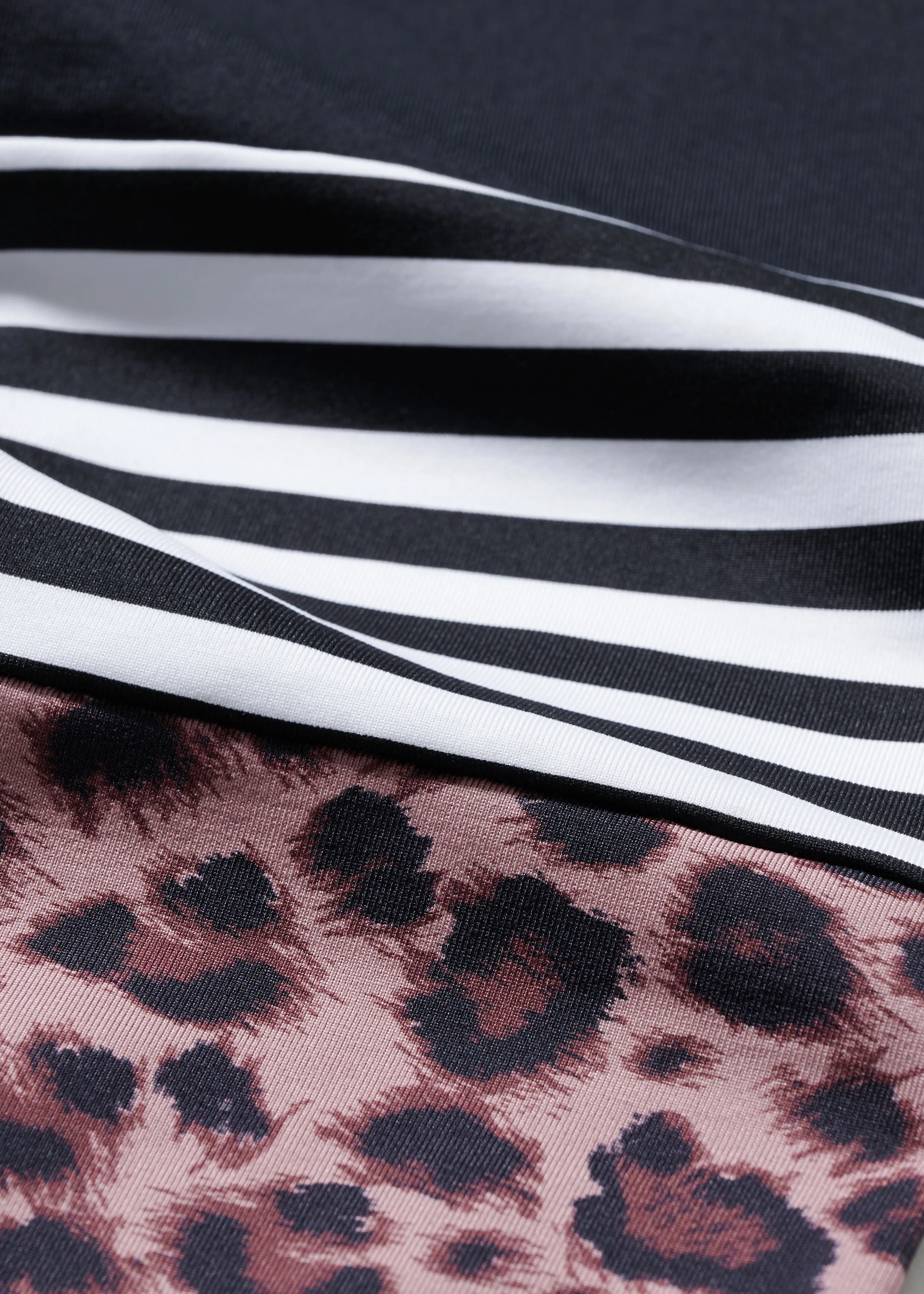 Surf Style Leggings Leo Rose