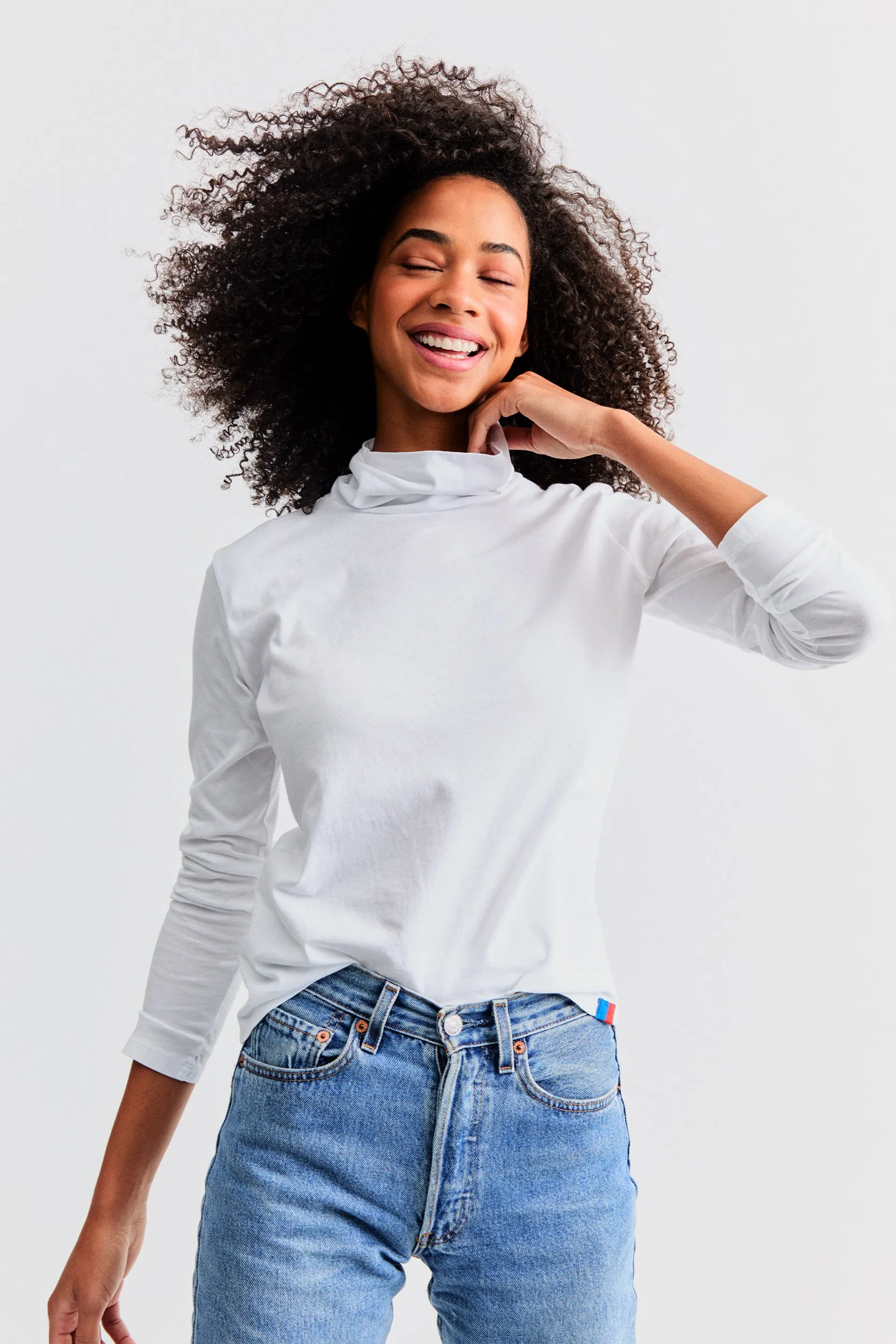 The Turtleneck - White