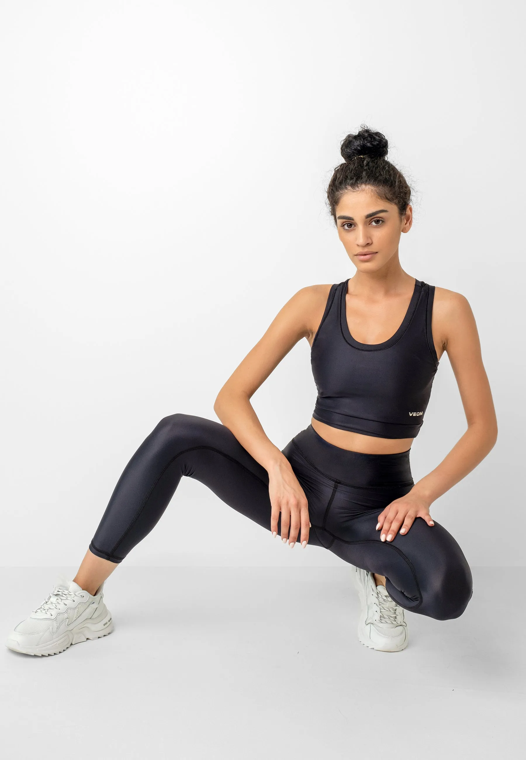 The Ultimate Black Set - Leggings and Bra
