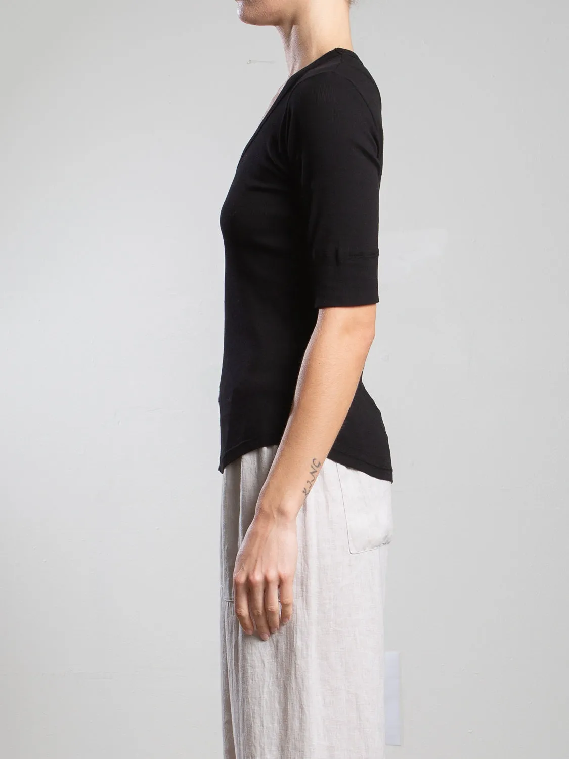 Thea Tee in Lightweight Rib - Black