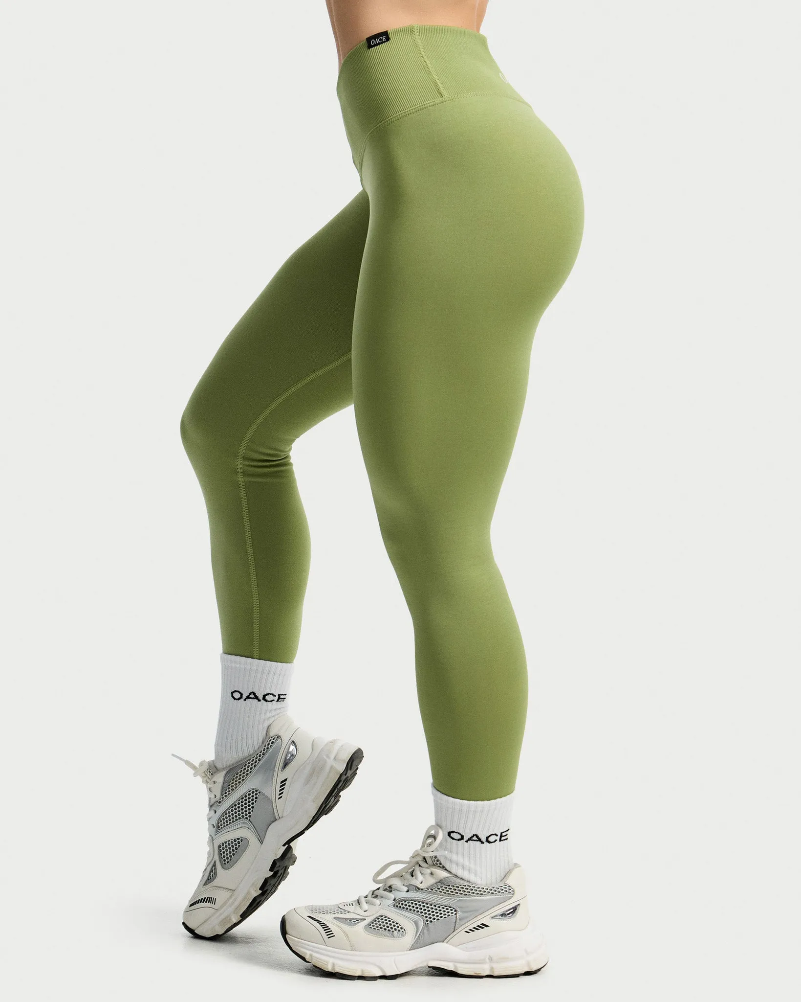 Toned V-Shape Leggings (Outlet)