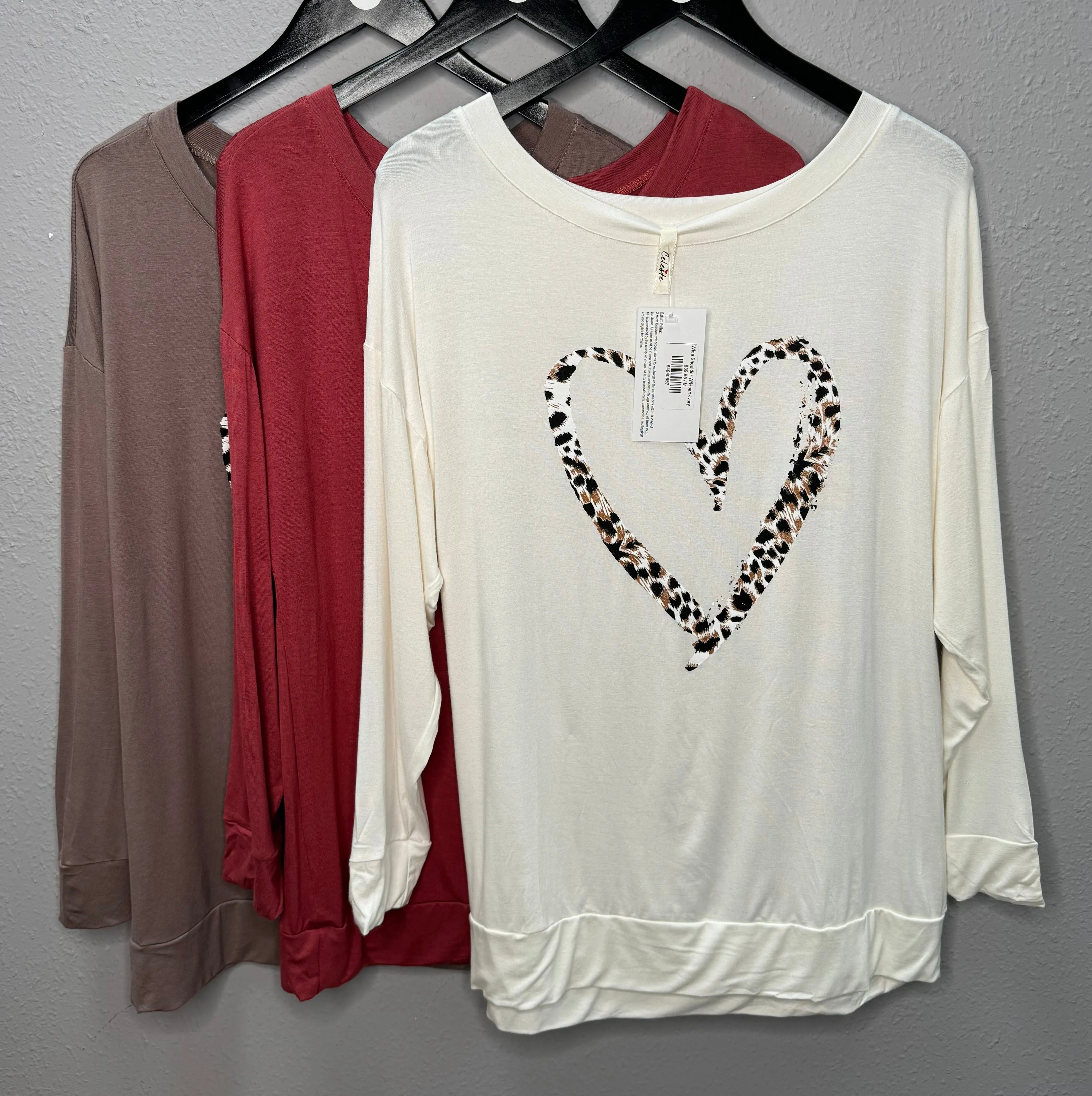 Wide Shoulder W/Heart-Ivory