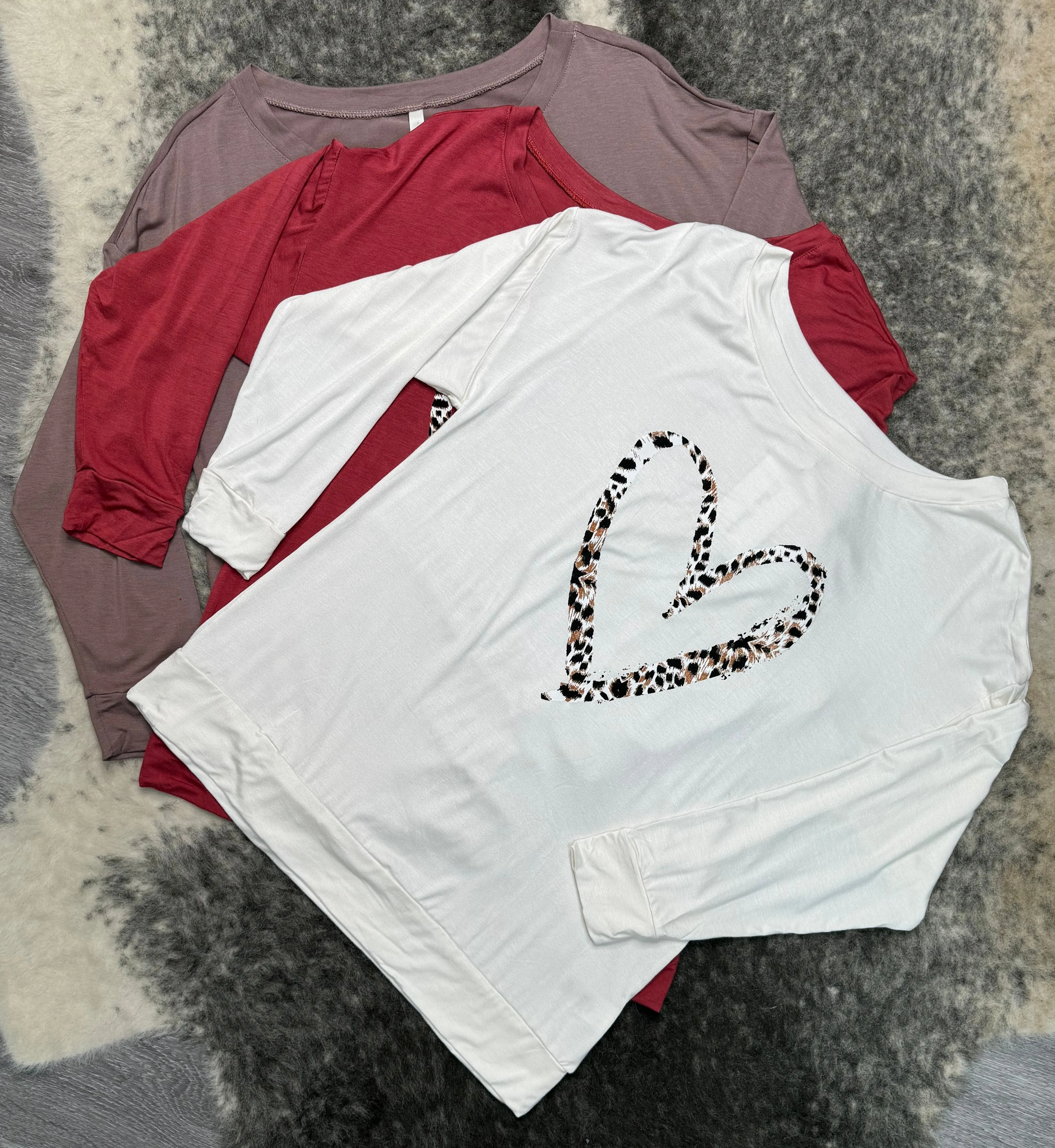 Wide Shoulder W/Heart-Mauve