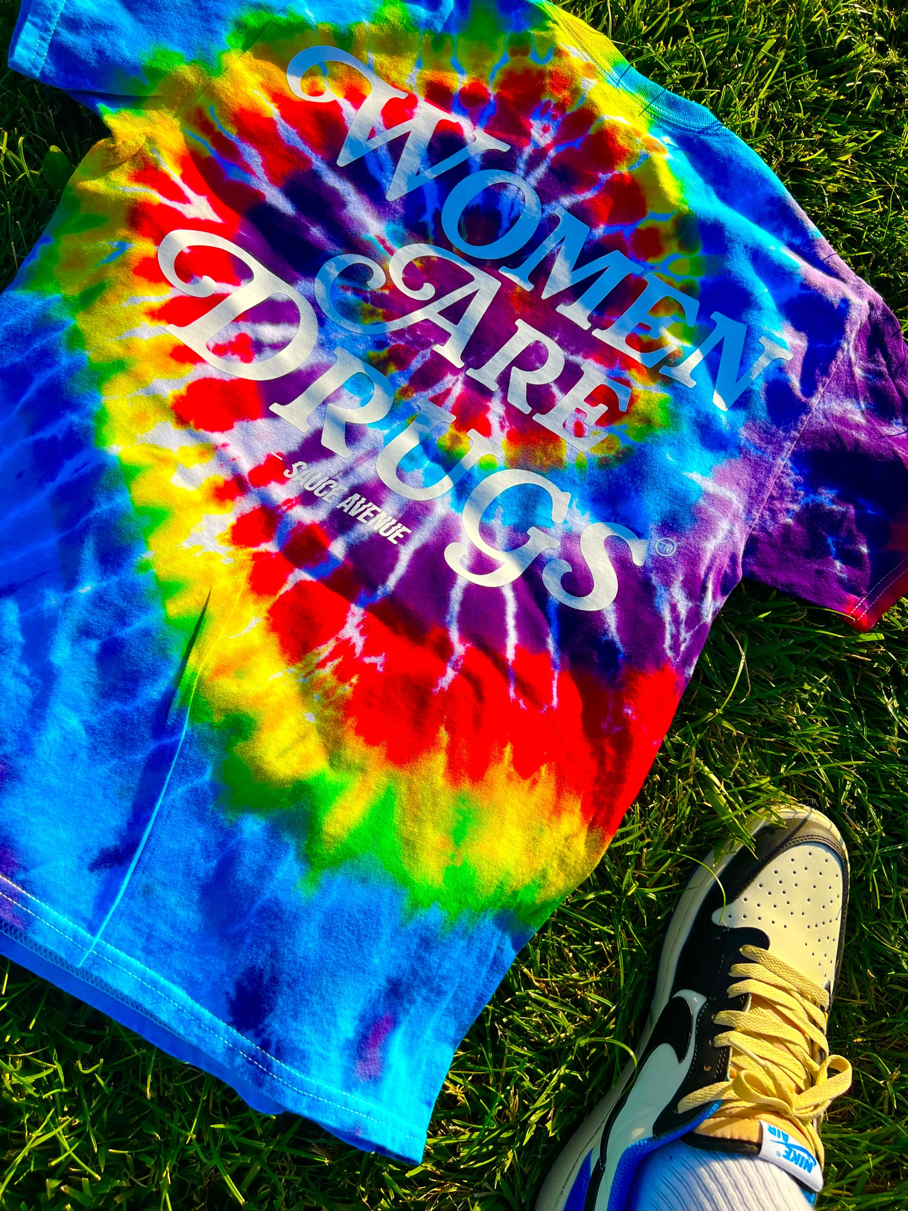 Women Are Drugs (WH) | Michelangelo Tee