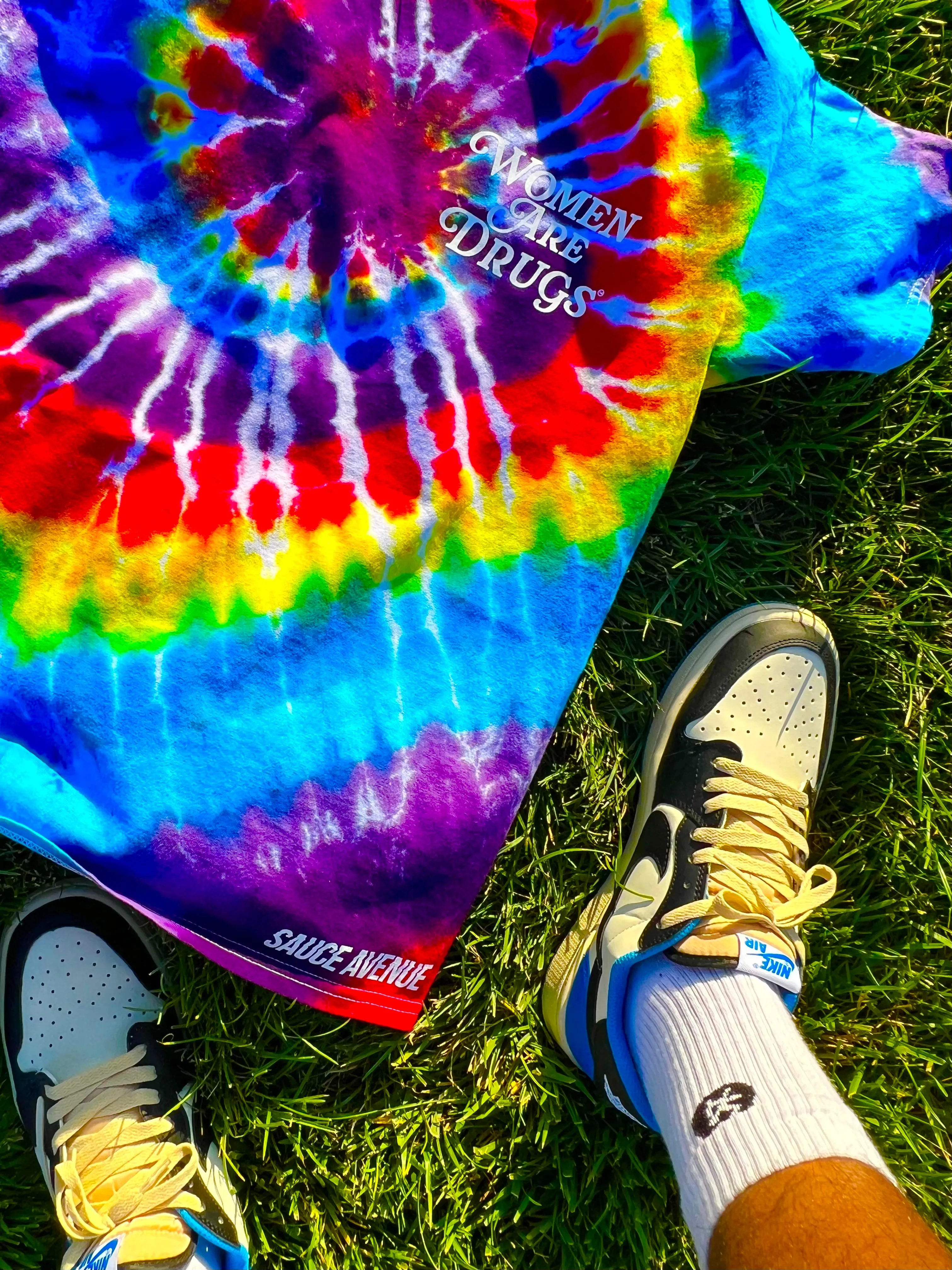 Women Are Drugs (WH) | Michelangelo Tee