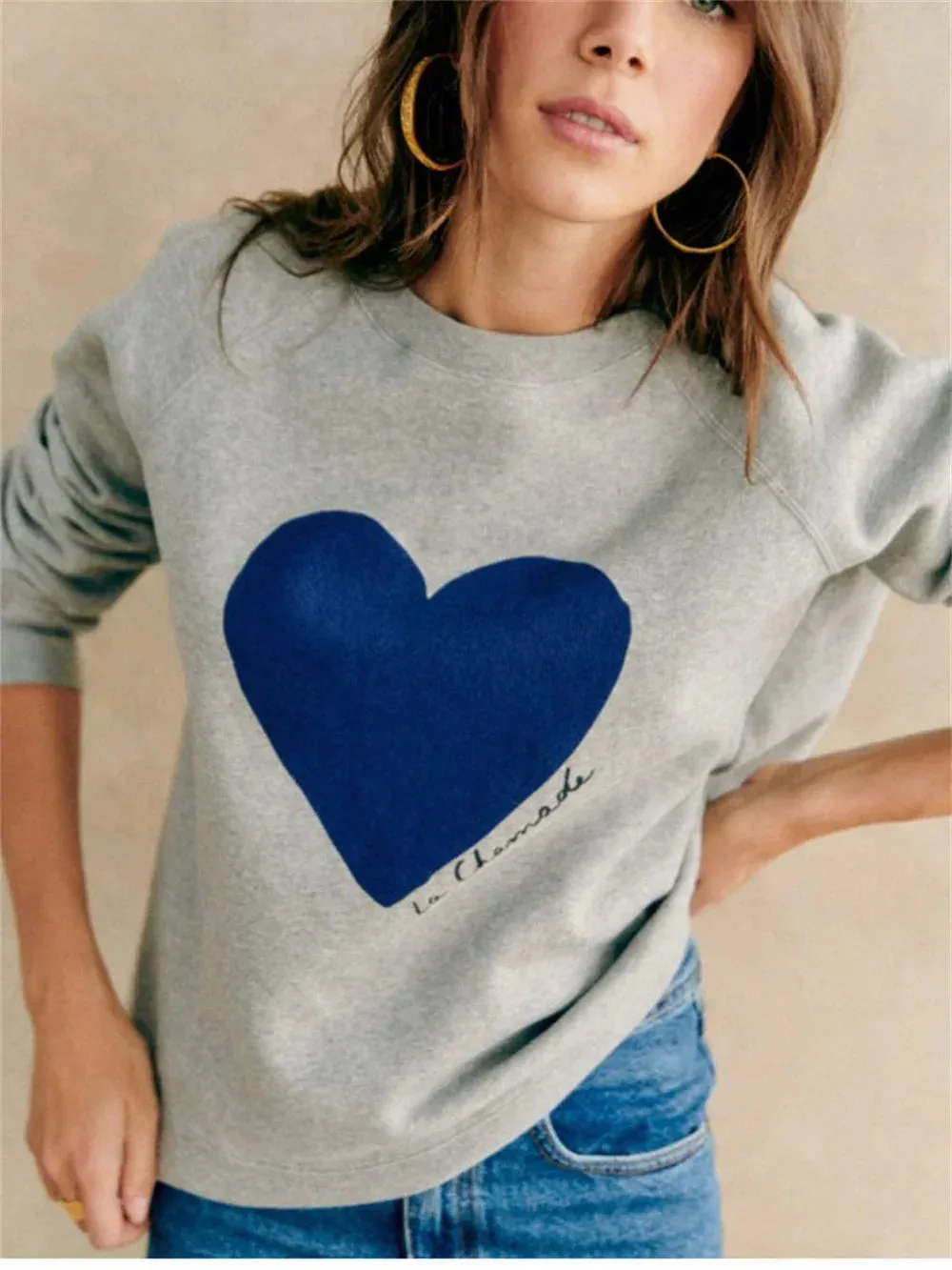 Women Heart-Shaped Print Sweatshirt – Perfect for Valentine’s Day