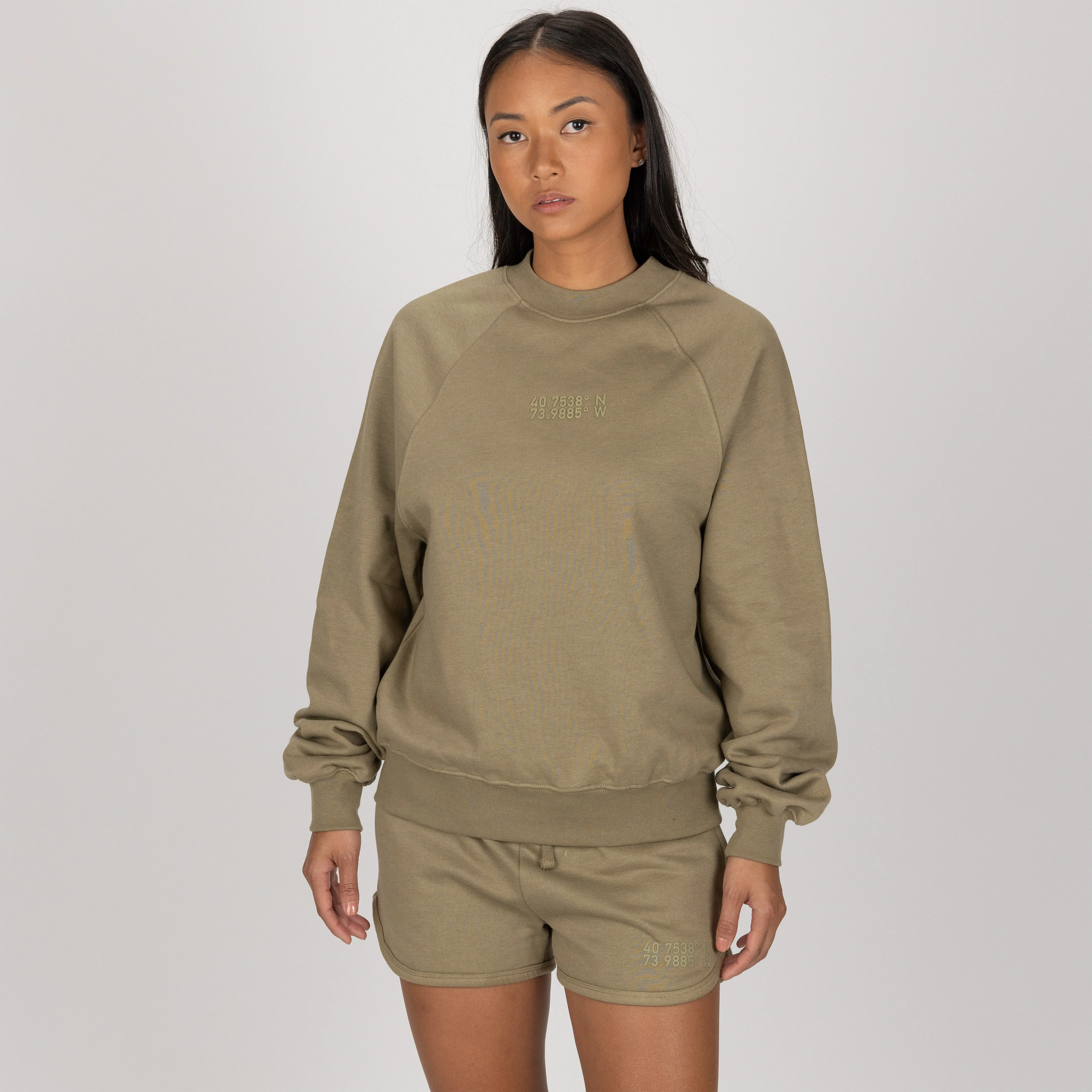 Womens Oversized Raglan Fleece Crew Sweatshirt - Elmwood