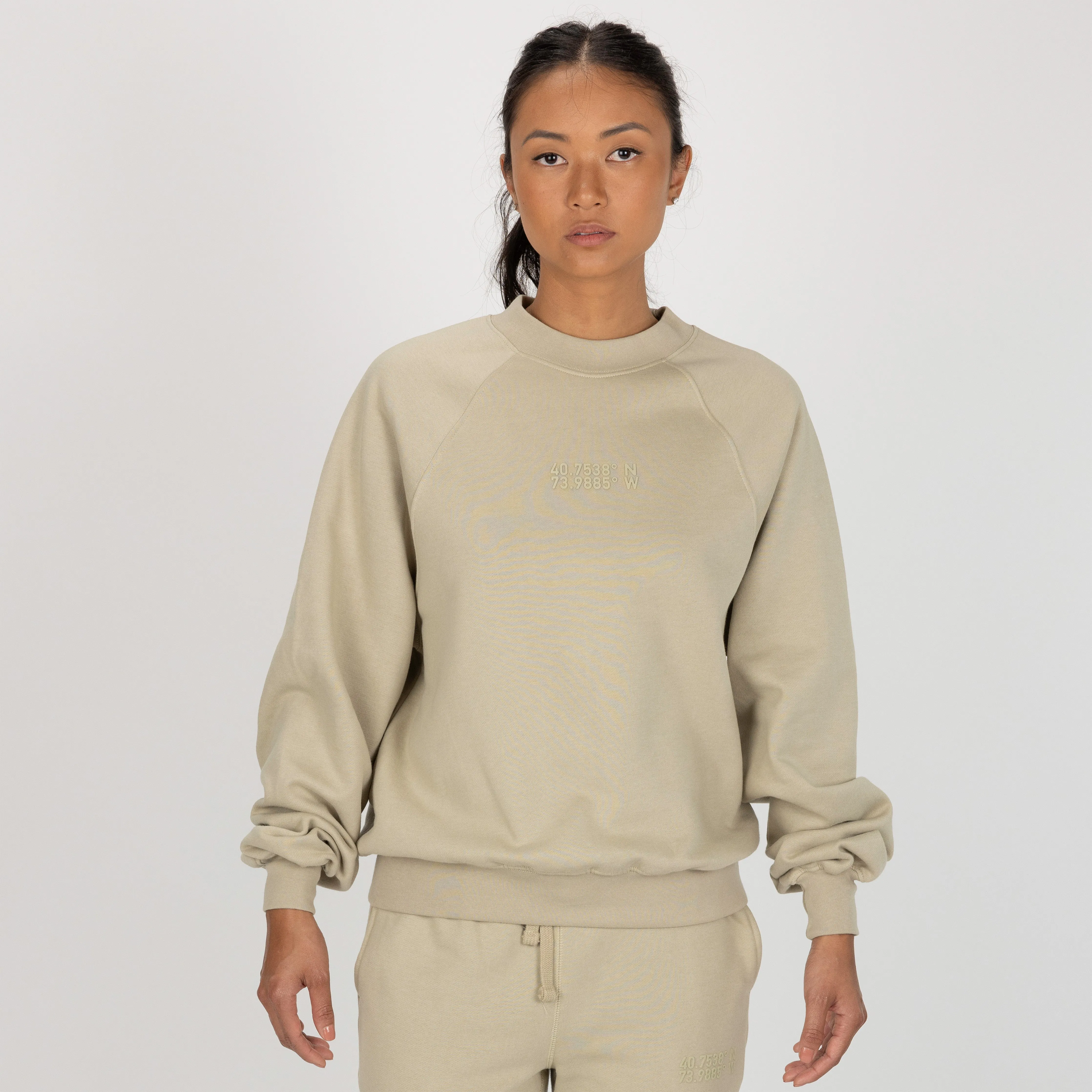 Womens Oversized Raglan Fleece Crew Sweatshirt - Oatmeal